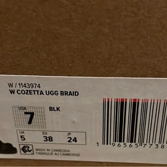 UGG Cozetta Braid Slippers - Picture 8 of 9